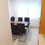 Ferienwohnung-montagewohnung 3 Apartamento