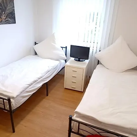 Ferienwohnung-montagewohnung 3 Apartamento